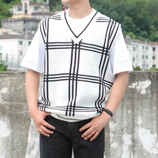삼선 체크 오버핏 브이넥 니트 조끼