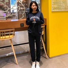 1829606195715461-b4794cc8-30f3-4a55-b63a-89a40ca6e1a6.jpg