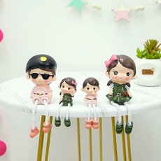 군인인형