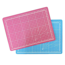 Middi 咪蒂 A3繽粉雙色切割墊 PVC塑膠材質 台灣製 約長45x寬30x厚0.3cm, 45 x 30cm, 顏色隨機