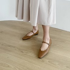 9e6721cb79854bf8bf12d55d820de104.jpg