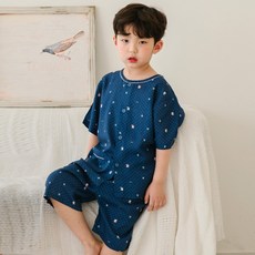 8세남아운동