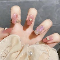 붙이는네일