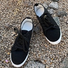무지스니커즈