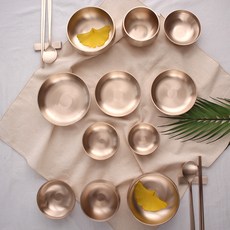 Bareunugi Bangjja Yugi 本系列 雙人餐具組 15件套裝, 含飯碗..., 飯碗2個 + 碗蓋2個 + 湯碗2個 + 湯匙2支 + 筷子2雙 + 深盤 小 + 深盤 中2個 + 深盤 大 + 醬料碟, 青銅色, 1組