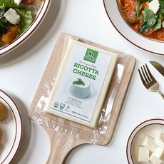 대광목장 유기농 리코타치즈 180g 2개 씹을수록 고소하고 담백한 맛이 깊은 수제치즈