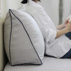 아트박스/아카시아 집순이 필수템! 침대등쿠션 (솜포함) - 3TYPE, 삼각등쿠션-모던체크블루
