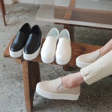 지젤부티크 통굽 가죽 키높이 슬립온 5cm