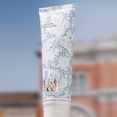 V&A Beauty 클래리파잉 클렌징 폼 135mL [속당김제로], 1개