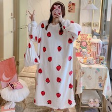 로리돌스 화이트딸기 빅사이즈 원피스 수면잠옷 여성 홈웨어