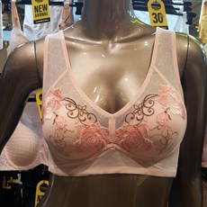 bf0ff888fb52cd19a627505a357c891322a83ac733f8730e9610d910ada7.jpg