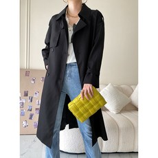 써스데이아일랜드트렌치코트