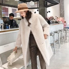 - 여성 프리미엄 수입 천연양모 리얼퍼 루즈핏 롱코트 무스탕