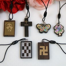 십자가핸드폰걸이