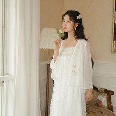 1ee799cbca3b75e552421b09e753e34f544e305d2c648c9b8c8b2f106fff.jpg