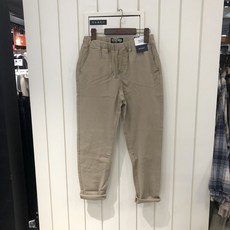 0aa304779a555b8e5e6a2a7462803b1d6f7e0edaa883e79e57b3f26f64e2.jpg