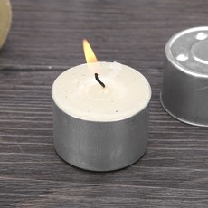 50pcs 미니 캔들 둥근 금속 알루미늄 티 라이트 틴 DIY 티라이트 홀더 홈 데코레이션 수제 용기 팬촛불 액세서리, 01 Silver