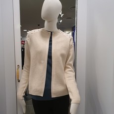 올리비아로렌 NC중앙 진주장식 라운넥 오픈 니트가디건