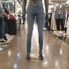 캘빈클라인 남성 그레이 바디핏 데님 팬츠(J316713-1BZ)