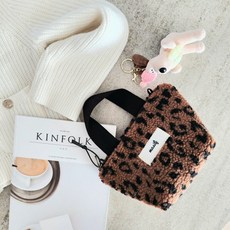 마실제이 레오파드뽀글이 미니 토트백 파우치 손가방 데일리가방