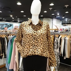 [파파야] 레오파드 블라우스 (PNJSBL305C)