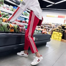 9c6f18d81262103bdd53a1e5e88a7e7b4e46dd47fe77d3cee18999cb3301.jpg