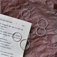 공효진발가락지