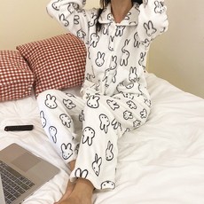 토끼 상하세트 여성 간절기 홈웨어 카라 수면잠옷