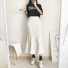 d8b302529689a0fdb5ef9a23d5b44432ec96bae9acad62040bf9988c8900.jpg