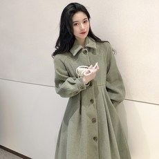 겨울 가을 계절 어텀 무드 A라인 모직코트 오버핏 미디 롱 코트 상의 여성 룩