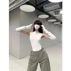 산드로트위드점프수트