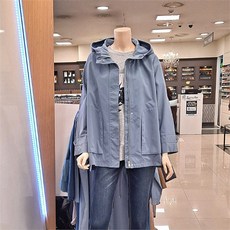 d90e28af54b1fc4d3c09168bc05e34f43cca924c15bed34a378ab1a7e560.jpg