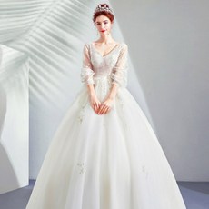 가바바 여성 웨딩드레스 한땀한땀 정성스러운 비즈와 별자수의 조화가 어울리는 셀프웨딩드레스 G28591