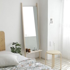 먼데이하우스화장대