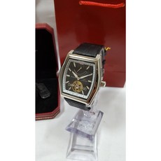 f5557b063e907190bb38f5fd1aed70f7e7e0858e8fa0b16ce0b593eeca9b.jpg