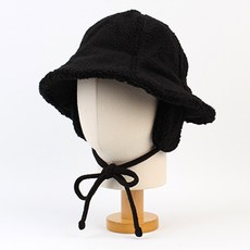 [유니버셜케미스트리] Fleece Black Earflap Bucket Hat 귀달이모자 - 유니버셜케미스트리귀달이모자