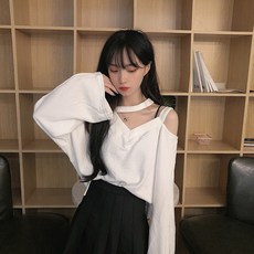 아이엠몽 여성 봄 가을 간절기 어깨트임 초커 브이넥 긴팔 무지 티셔츠 (BB038SE) 케들린