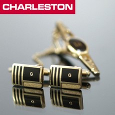 카우스버튼레드커프스