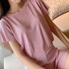 1d8cd801b959da93d04e660a02bf88c80e25620e05b917cf6df19db479d4.jpg