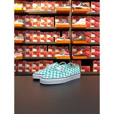 반스어센틱체커보드