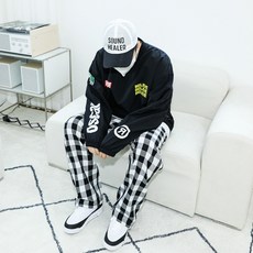c53f78d6496fadad211b39f7d84de4badbf2d12bf4b3c5f6b9fa0624f9d5.jpg