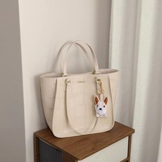 디올강아지니트