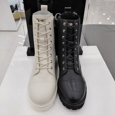 미소페여성워커