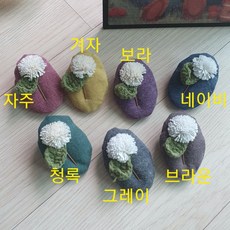 [레몬그레이] 핸드메이드 국산 여성 옷핀 브로치 흰꽃 수제 자수 뜨개 꽃 플라워 가디건 니트 자체제작 선물 브로찌