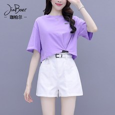 b04f8cdf9b4ee1c8af06c5071e0234e9c21db61e7ffc13bb42f36293ecd1.jpg