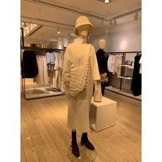 cos 가을과 겨울 새로운 구름 배 큰 가방 여성 캐주얼 성격 경량 대용량 만두 가방 메신저 가방 통근