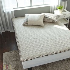 95db94b757f85fec87351c72182e7e2c3bca7c291d8286ab18245b71832c.jpg