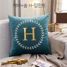 98c8865bf24ce6f3f1237a556ab79c74940109c9ec52bdbdd9dfa3b6be3d.jpg