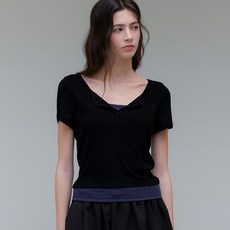 [712 예약배송] 아워코모스 comos 1158 double inner button T-shirt (black)