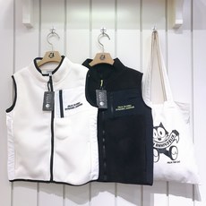 34de9ddd507fb379b3ab6dc940bb690ee91eeafc2d8d3c99ca7d95993506.jpg